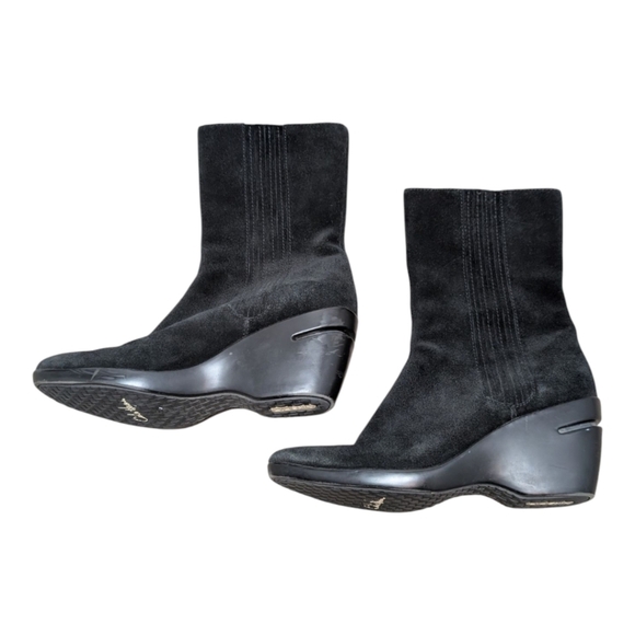 COLE HAAN with Nike Air (Size 11B) Black Suede Pull on Wedge Heel Ankle Boots - Picture 2 of 6